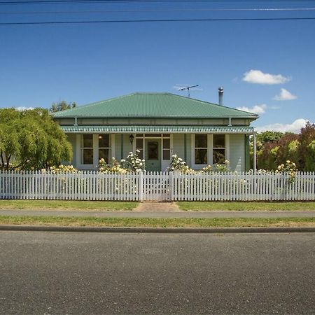 The Green Villa Martinborough Exterior foto